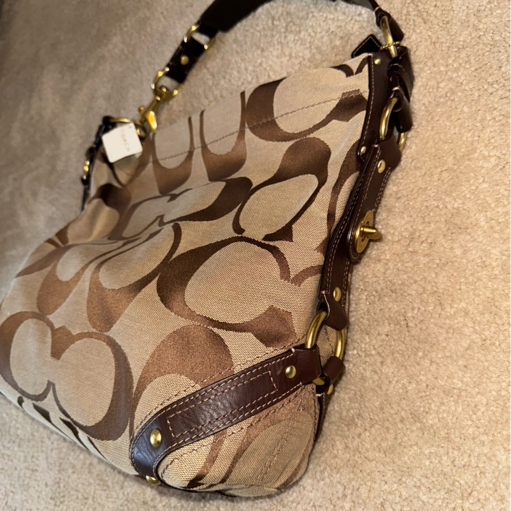 NWT Vintage Coach Carly Large Hobo Signature C Embroidered Leather Trim Bag - Picture 6 of 11